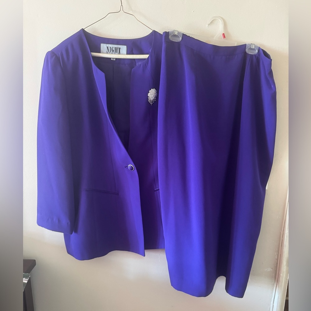 Skirt Suit ( 3 pieces)